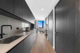 Luxury E11EVEN Miami Suite with Rooftop Pool and City View - 5