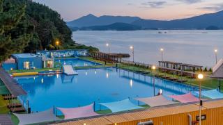 Goseong Bluebeach Pension&Glamping - 1