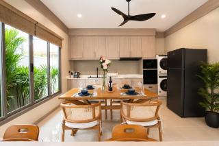 2BR Pool Villa Bright Modern Design near Naiharn - 3