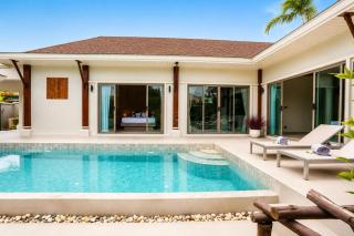 2BR Villa Family-Friendly Pool Home at Rawai - 9