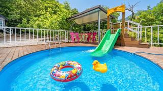 Gapyeong Pogny Kids Poolvilla - 0