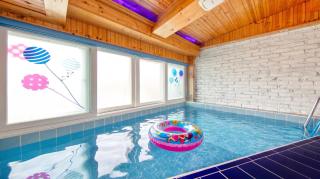 Gapyeong Pogny Kids Poolvilla - 2