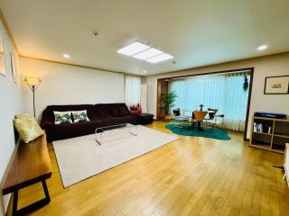 Pinkliey House - 5