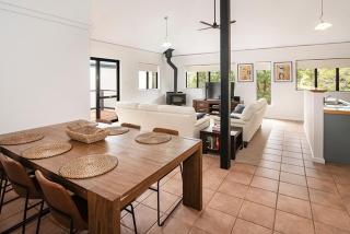 Gas Bay Beach House - 4