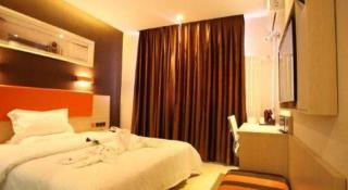 7 Days Premium Beijing Dabaotai Metro Station Luhua Road - 7