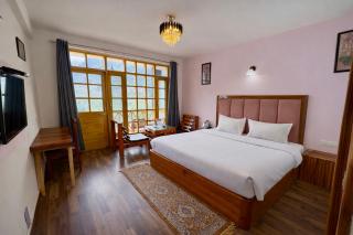 Hotel Naina Rockland , Manali - 8