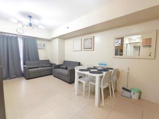 906T3 Avida Riala IT Park 2BR Unit - 3