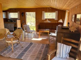 Beautifully Situated Classic Wooden Summercottage - 5