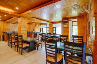 Palette Hotel Regency Valley View Pahalgam By CheckIn - 6
