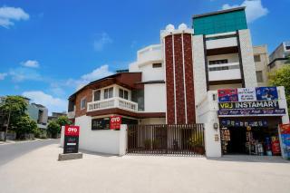 Super OYO Collection O Tagore Town Prayagraj Formerly Heritage Tagore - 4