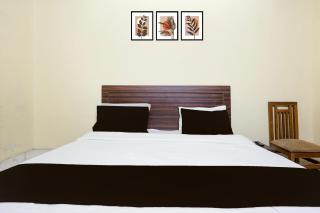Hotel O Uttaranchal University Dehradun - 1