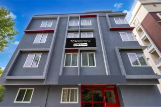 Super Townhouse Kadugodi Park Formerly Sarvar Hospitality - 0