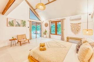 Villa Indigo - 5-BDR with huge pool and garden - 2