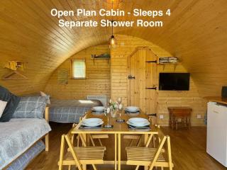Cosy Cabins, Isle of Wight - 1