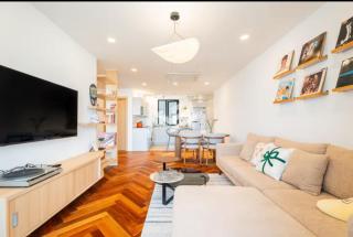 Cozy 2-bedroom on 32nd with swimming pool - 8