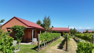 River Rock Estate - Cromwell - 0
