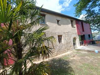 maison spacieuse avec Spa et cinéma pour famille ou groupe - 8