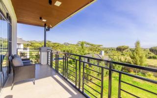 Lake Naivasha View 5BR Ensuite Villa - 2