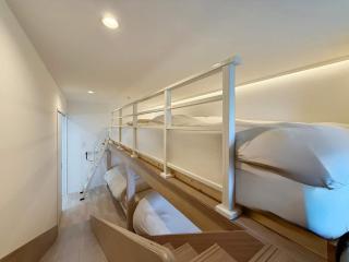 b hotel Lafort honkawa - Spacious 3BR Apt with Bunk Bed 5 min Walk to Peace Park - 6