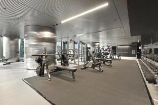 Modern Southbank Apartment - 2