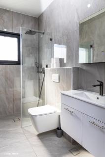 Luxury Terminal Penthouse Private Parking Near Hotels and Beach For 10 Guests - 5
