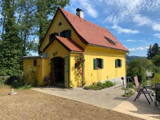 Ferienhaus Burgstall - 0