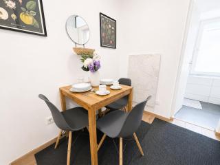 Altbau Apartment am Isartor - 5