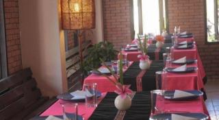 Phumanee Home Hotel - 8