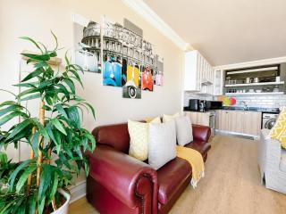 Coastal Hospitality - Beach Club 105 - 4