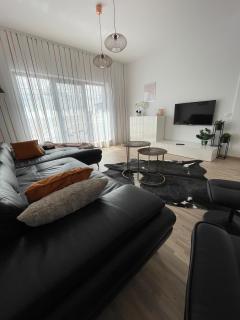 Lovely House by Adriana - 0