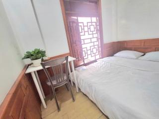 Nice 1BR Plus Apart Private Kitchen At 2nd Floor Near Canal - 9