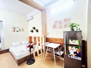 Nice 1BR Plus Apart Private Kitchen At 2nd Floor Near Canal - 0