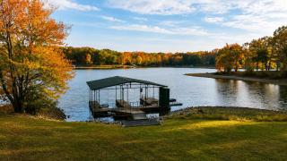 Lakefront - Private Dock - Fishing & Swimming - 0