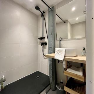 Lognan- New studio in the city center - By Cozee Rentals - 2