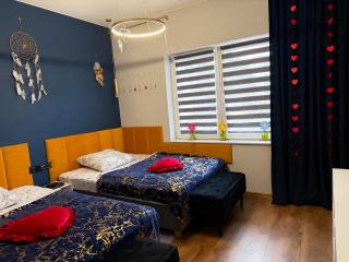 Golden Luxury Suite - 2