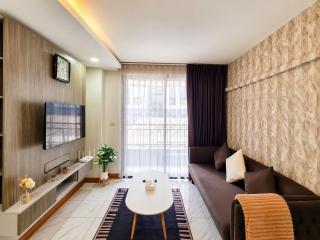 Cosy 1 BR with rooftop pool 300 m to BTS Nana Sukhumvit - 4