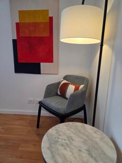 Bright 3BR Home Near Perth CBD, Airport, Stadium - 5