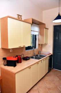 Eliza 2 bedroom sunny beach house with sea view - 4