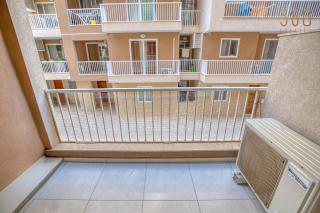 Modern 2 Bedroom Apartment with Balcony, St Paul's Bay - 4