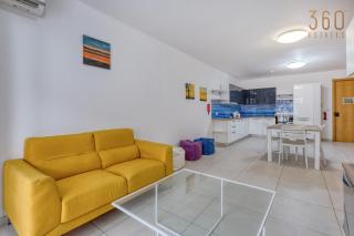 Modern 2 Bedroom Apartment with Balcony, St Paul's Bay - 1