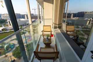 Stylish Studio with Balcony - Masdar City Retreat - 3