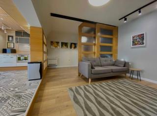 Youth Hill Apartment - 0