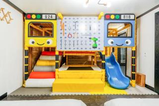 Gyeongju Palace Hanok Kids Pool Villa - 8