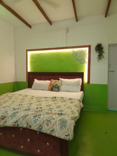 Full House 4BHK Pvt Garden 1km WhiteTown - EMARA - 9