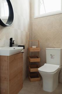 Luxury two bed Kato Pafos flat - 2