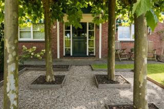 The Cosy Cottage - Comfort Sauna & Hot Tub in Private Garden - 1