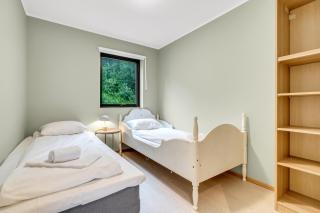 Villa Fløylia - Luxurious with Sauna & Sea View - 1