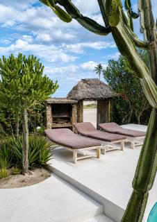 Oceanview Beachfront Villa with Private pool - 3