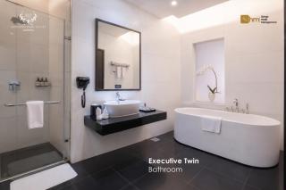 Merlynn Park Hotel - 1
