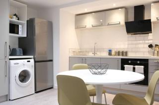 Apartment on Prince Street - 7